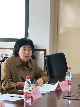刘佳